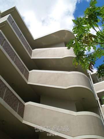 Gran Mail Sashimika 505: 1K Apartment for Rent in Ginowan, Okinawa - Thumbnail 2