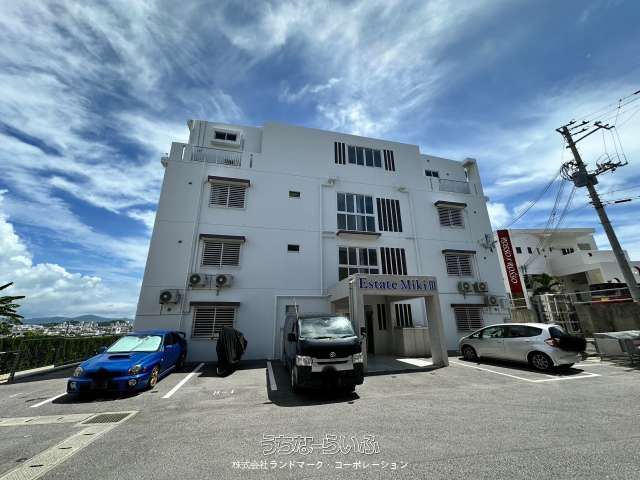 Uruma Mixed-Use Apartment with Rooftop BBQ Terrace for Sale - Thumbnail 3