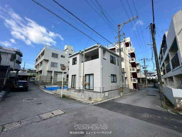 New 4LDK House for Sale in Tomigusuku, Okinawa - Thumbnail 3