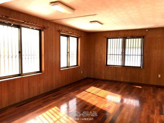 3LDK Pet-Friendly Apartment for Rent in Naha, Okinawa - Thumbnail 3