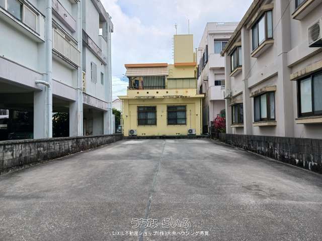 154m² Residential Land for Sale in Ginowan City, Okinawa - Thumbnail 3