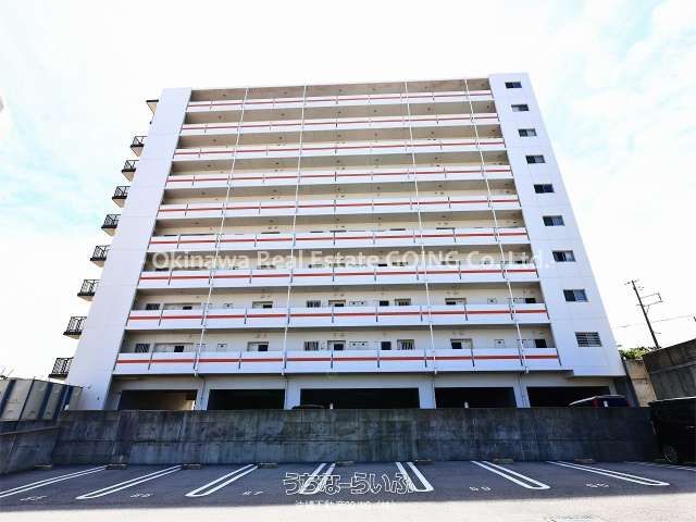Act Valore 1002: 1LDK Apartment for Rent in Okinawa City - Image 1