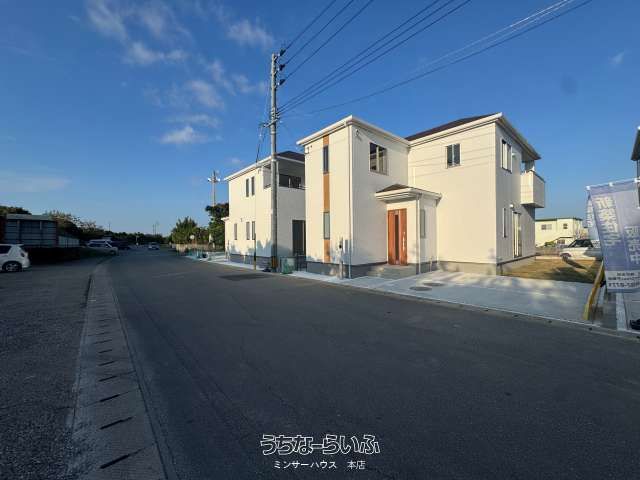 New 4LDK House for Sale in Yomitan Village, Okinawa - Thumbnail 3