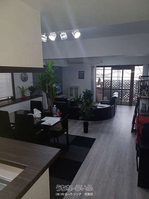 2LDK Apartment for Sale in Naha City, Okinawa - Thumbnail 4