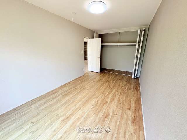 6LDK Two-Household Investment Property with Solar Income in Nago, Okinawa - Thumbnail 4