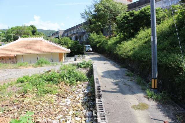 Ocean View Land for Sale in Motobu Town, Okinawa - Image 1