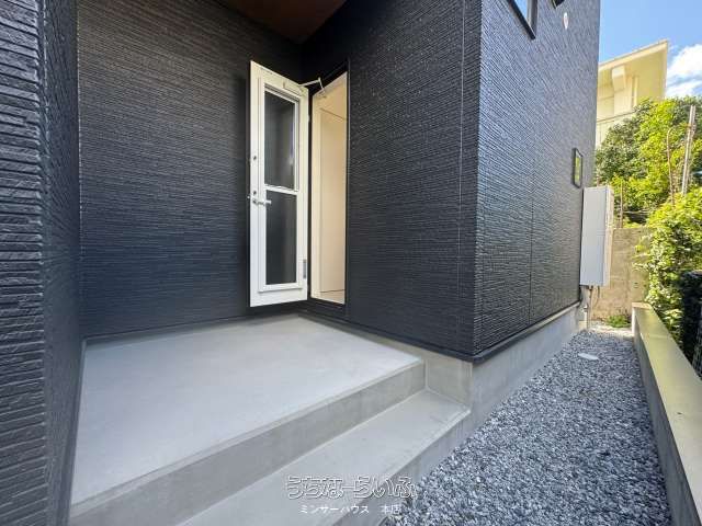 New 4LDK House for Sale in Yaese Town, Okinawa - 2026 Completion - Thumbnail 4