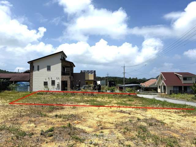 Land for Sale in Nakijin, Okinawa - Hillside Plot with Ocean Views - Thumbnail 3