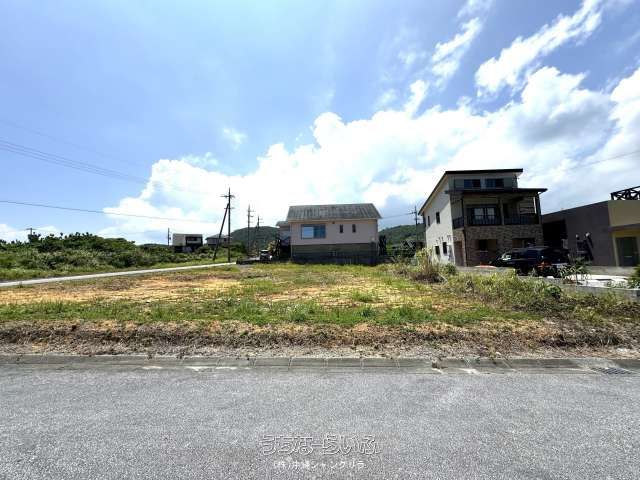 Land for Sale in Nakijin, Okinawa - Hillside Plot with Ocean Views - Thumbnail 4