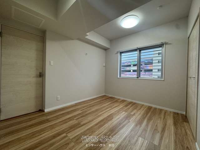 Premium Court Urasoe Makiminato 208: 2LDK Apartment for Sale - Thumbnail 4