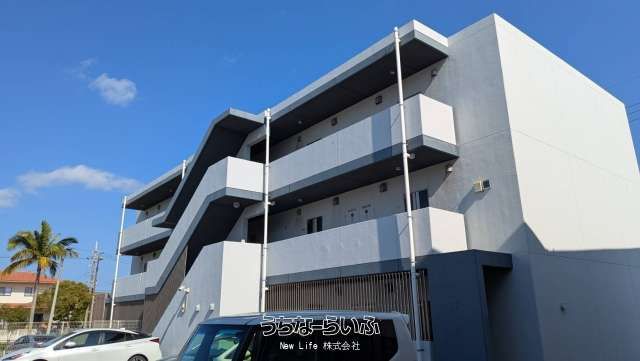 1LDK Apartment for Rent in Nago City, Okinawa - Soleil Onishi - Thumbnail 2