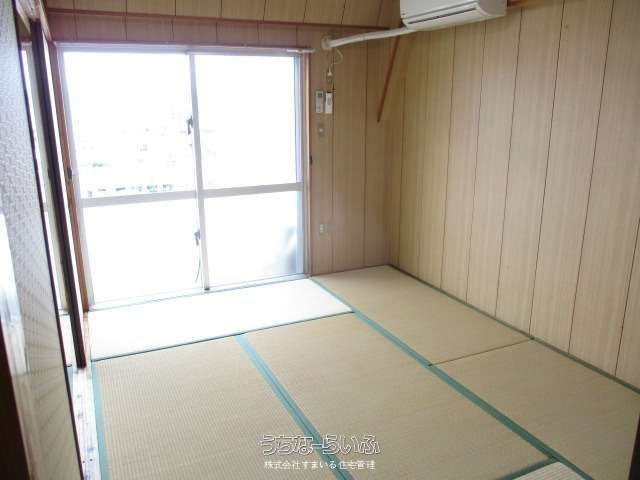Mansion Joma 302: 2DK Apartment with Tatami in Naha, Okinawa - Thumbnail 2