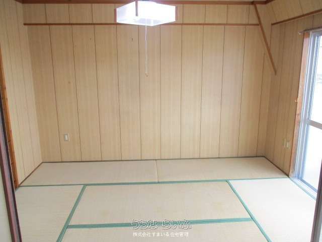 Mansion Joma 302: 2DK Apartment with Tatami in Naha, Okinawa - Thumbnail 3