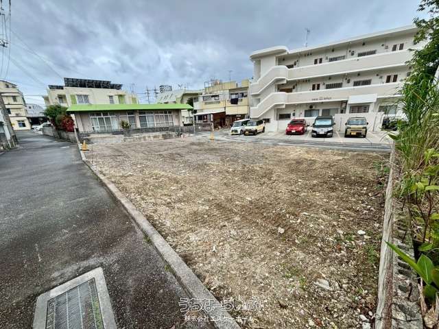 Luxsis Series Land Plot with Building Conditions in Tomigusuku, Okinawa - Thumbnail 3