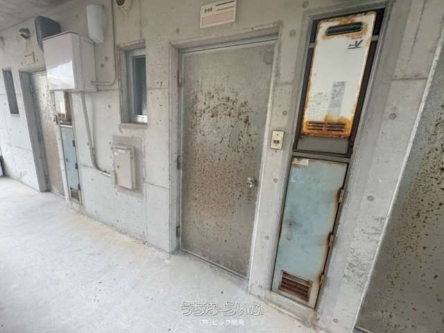 Claire Miyabi 202: 1-Room Apartment for Rent in Naha, Okinawa - Thumbnail 3
