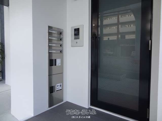 LeRia II 4F Designer Apartment for Rent in Urasoe, Okinawa - Thumbnail 3