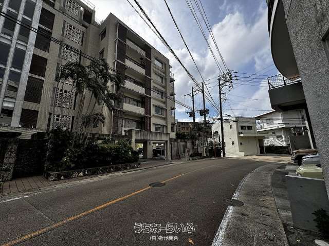 Furnished 1R Apartment for Rent in Shuri, Naha, Okinawa - Thumbnail 2