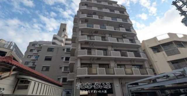 Renovated 3LDK Apartment for Sale in Naha, Okinawa - Thumbnail 3