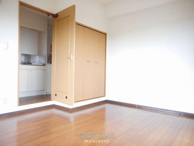 Two Sun House 603: 1K Apartment for Rent in Nishihara, Okinawa - Thumbnail 4