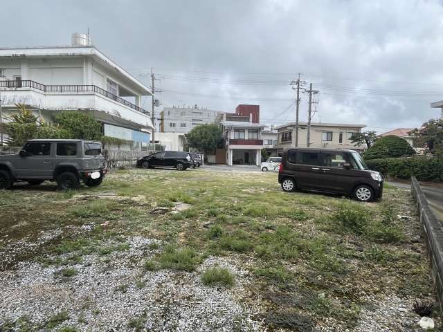 81 Tsubo Land for Sale in Chatan, Okinawa - 269.57m² Plot - Thumbnail 4