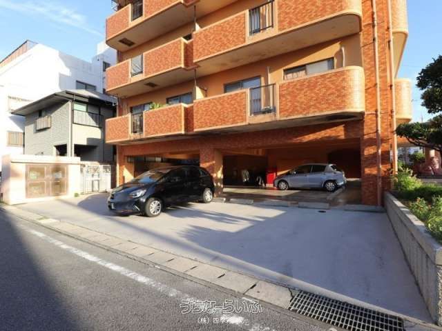 Renovated 3LDK Apartment for Sale in Ginowan, Okinawa - Thumbnail 4