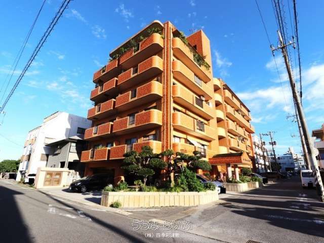 Renovated 3LDK Apartment for Sale in Ginowan, Okinawa - Thumbnail 2