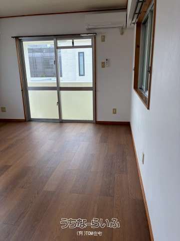 1R Apartment with Parking for Rent in Naha City, Okinawa - Thumbnail 4