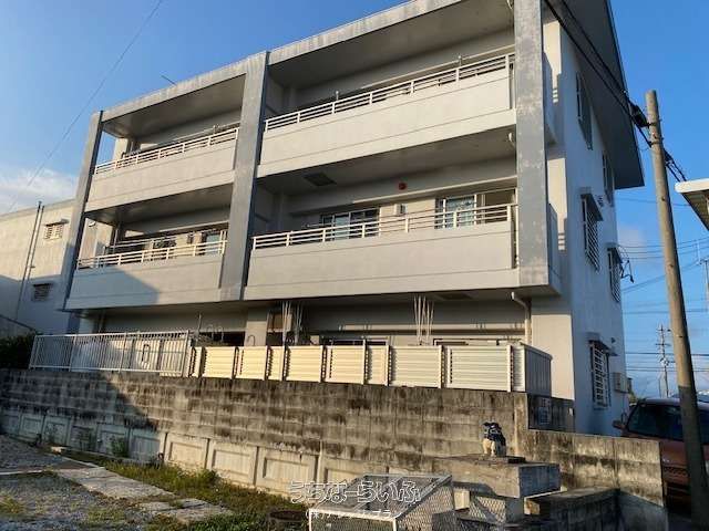 8-Unit Apartment Building for Sale in Ginowan, Okinawa with Solar Income - Thumbnail 2
