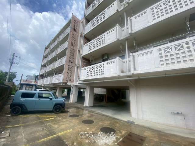 K's House 2LDK Apartment Building for Sale in Nago, Okinawa - Thumbnail 2