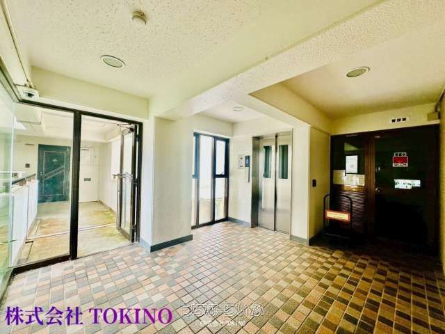 Renovated 3LDK Apartment for Sale in Tomigusuku, Okinawa - Thumbnail 2