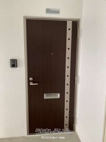 Rare 2LDK Apartment for Rent in Ginowan, Okinawa - Thumbnail 4