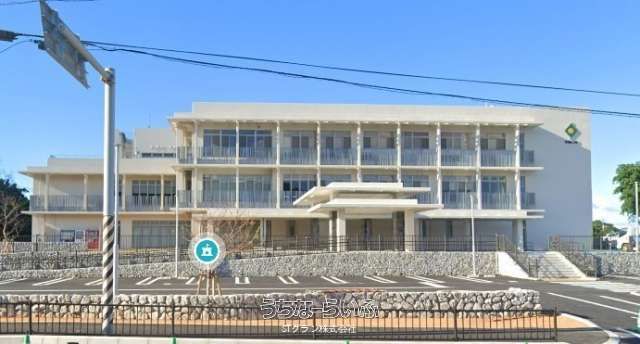 Pet-Friendly 1LDK Apartment in Nakijin, Okinawa with Parking - Thumbnail 2