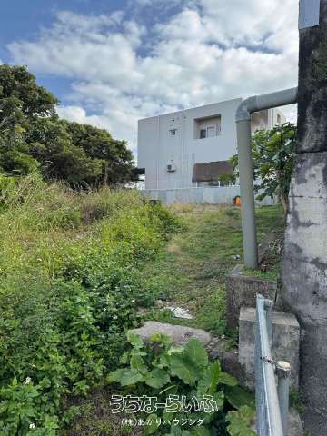 331.93 sqm Land for Sale in Ginowan, Okinawa - Hillside Residential Area - Thumbnail 2
