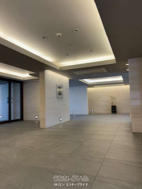 4LDK Sea View Apartment for Sale in Okinawa City | The Place Rycom - Thumbnail 4
