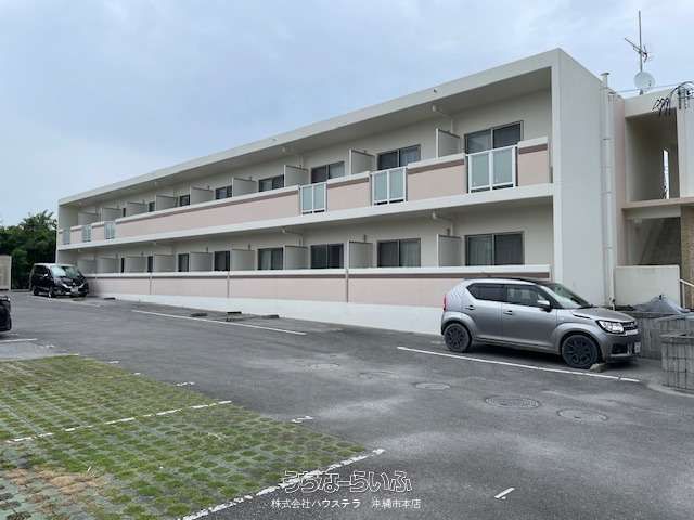 Clayno RAMA Unit 103: Furnished 1K Apartment for Rent in Yomitan - Thumbnail 2
