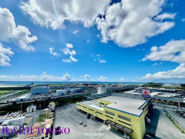 Ocean View 2LDK Apartment in Tomigusuku, Okinawa - Thumbnail 2