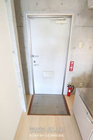 Ocean View 1K Apartment for Rent in Ishigaki, Okinawa - Zero Deposit - Thumbnail 3
