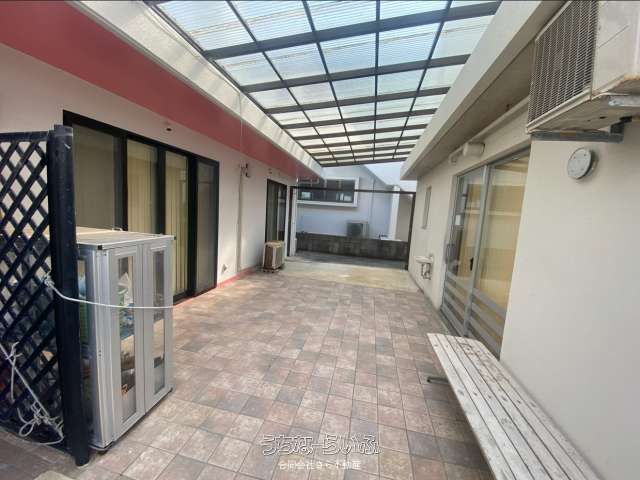 Two-Building Resort Property in Onna Village, Okinawa - Thumbnail 3