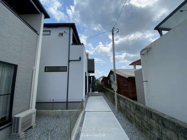 New 4LDK Detached House for Sale in Uruma, Okinawa - Thumbnail 4