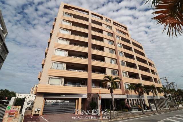 3LDK Apartment for Sale in Chatan, Okinawa with Sea View - Thumbnail 2