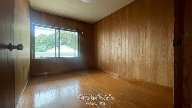 Hanjo Apartment 2DK for Rent in Okinawa City - Thumbnail 3