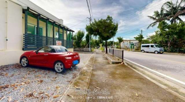 Spacious 2LDK House for Rent in Ishigaki City, Okinawa - Thumbnail 2