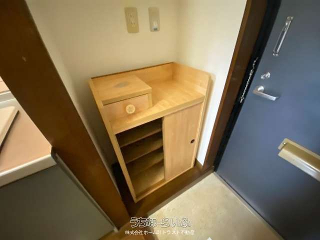 1K Apartment for Rent Near Oroku Station, Naha - No Deposit - Thumbnail 4