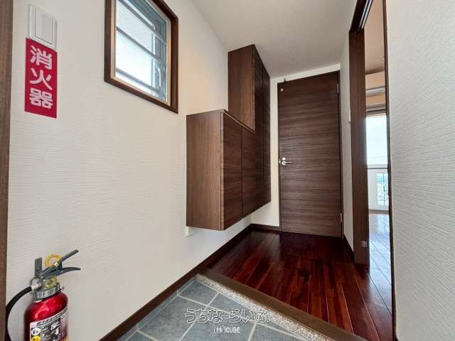 Villa Minamiuehara 3LDK Apartment for Rent in Nakagusuku, Okinawa - Thumbnail 3