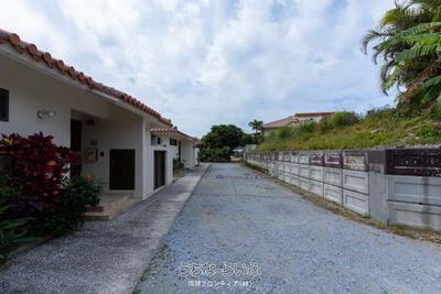 Luxury Ocean View Villa in Kouri, Nakijin - 2LDK Resort Home — Image 2, Nakijin, Okinawa