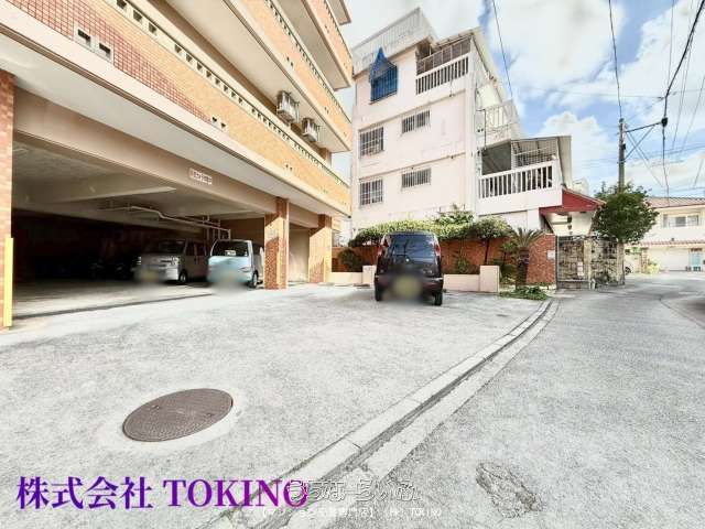 Lions Mansion Tsuboya No. 2 Apartment for Sale in Naha, Okinawa - Thumbnail 3