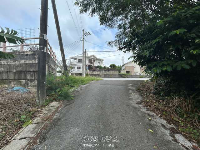 1275 sqm Land for Sale in Uken, Uruma City, Okinawa - Thumbnail 4