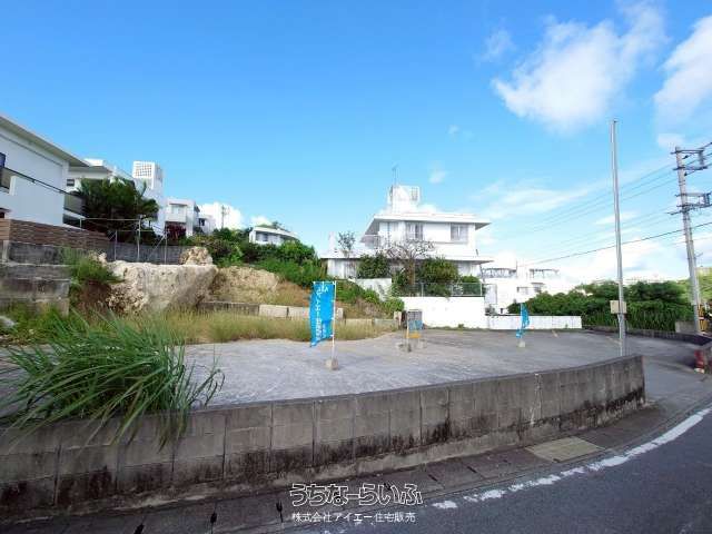 584 sqm Land for Sale in Naha, Okinawa - Near Naha Interchange - Thumbnail 2
