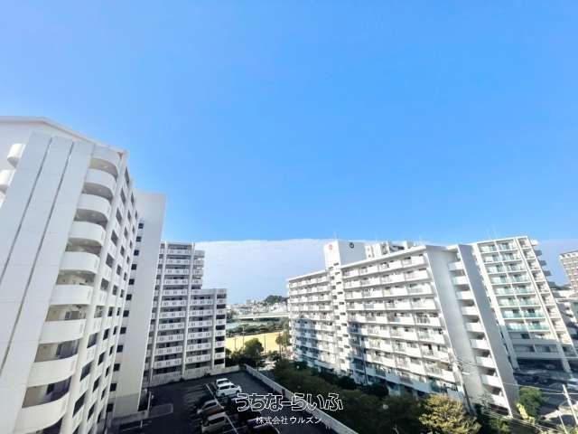 Renovated 3LDK Corner Apartment in Naha with 2 Free Parking - Thumbnail 2