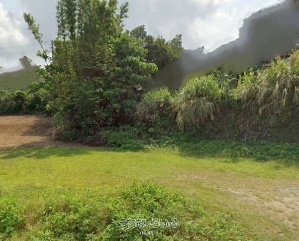 Highland Land Plot in Motobu, Okinawa with Ocean View Potential - Thumbnail 4